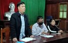 Đồng chí Lê Thế Anh – HUV - Bí thư Đảng ủy – Chủ tịch HĐND thị trấn Sơn Lư làm việc tại khu phố Păng