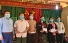 Lãnh đạo Đảng ủy thị trấn Sơn Lư thăm và tặng quà Tết Nguyên đán Nhâm Dần năm 2022 