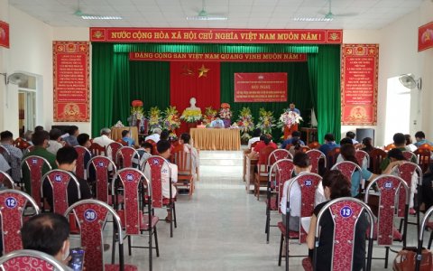 Các ứng cử viên đại biểu HĐND thị trấn Sơn Lư tiếp xúc cử tri thị trấn Sơn Lư